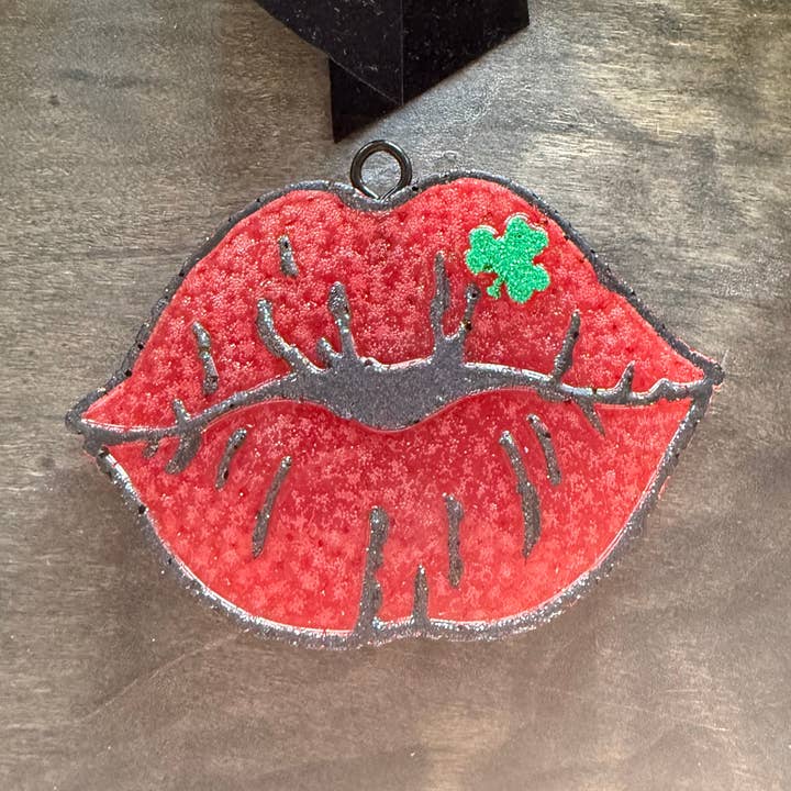 Shamrock Lips Freshie for wholesale by Lil Bit Sassy Lush Co