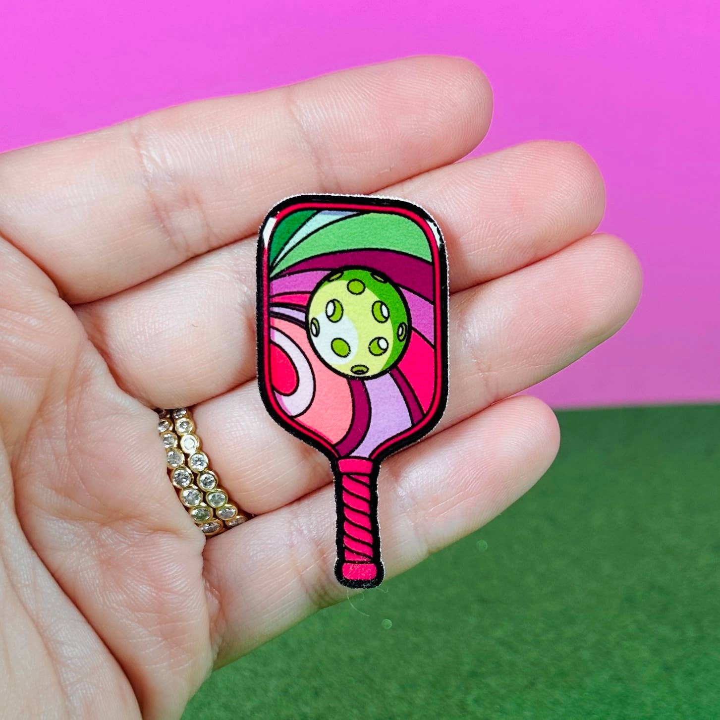 Sea Pixie Designs – wholesale Nål och knapp för kavajslag – Rosa & Grön Pickleball Paddel Sportlag Pin4