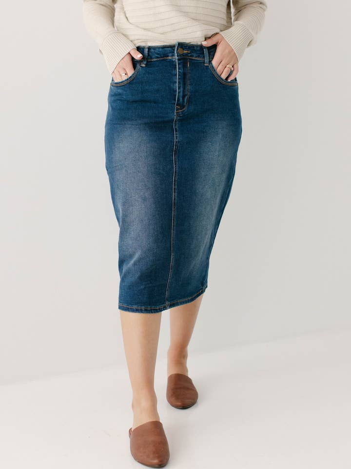 The Main Street Exchange - Wholesale Skirt - Women's - 'Wren' Classic Denim Skirt3