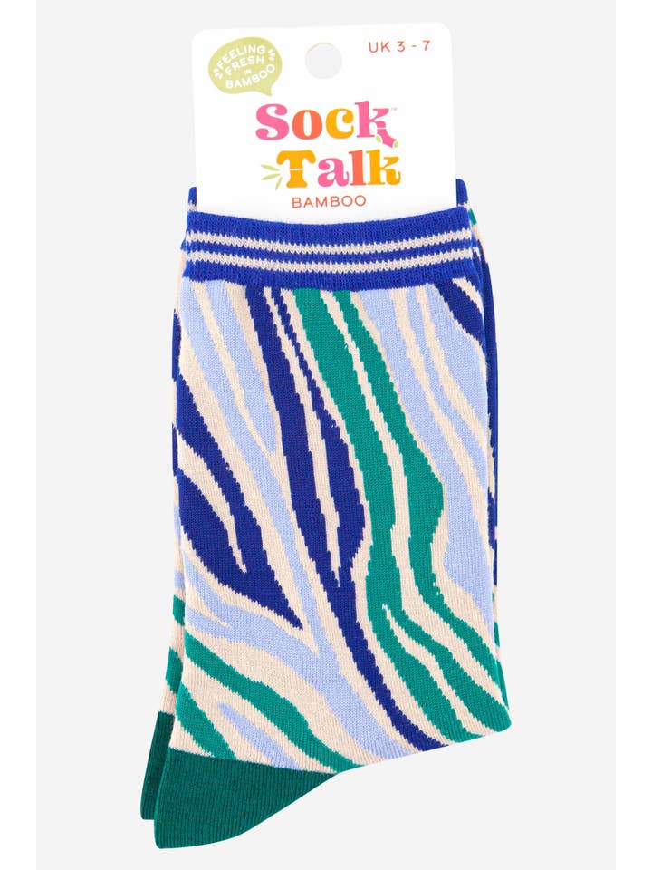 Sock Talk – Großhandel Socken – Damen – Bambussocken mit Zebra-Print für Damen in Grün-Blau3