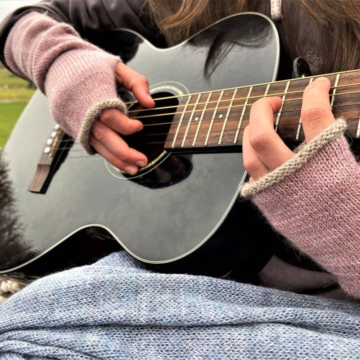 Samantha Holmes Alpaca Clothing and Gifts - Vendita all'ingrosso Muffole - Donna - Lunghi guanti senza dita in alpaca11