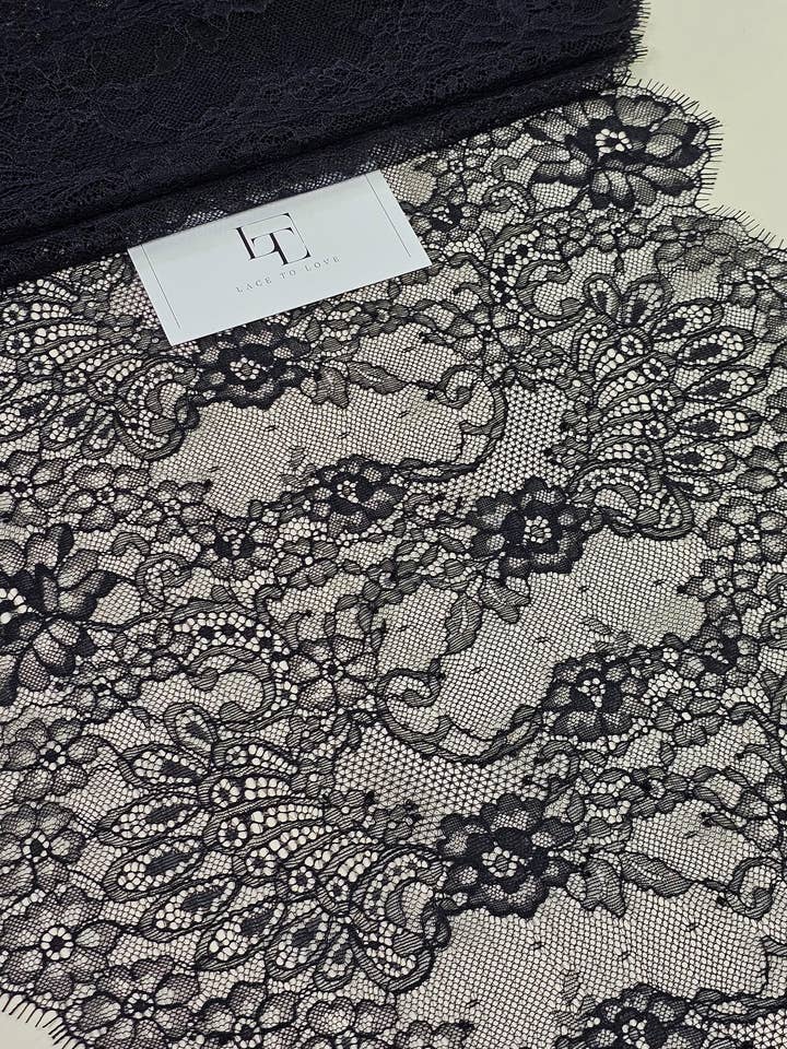 Encaje de Chantilly Francés Negro por Metro #5 para venta al por mayor de Lace To Love