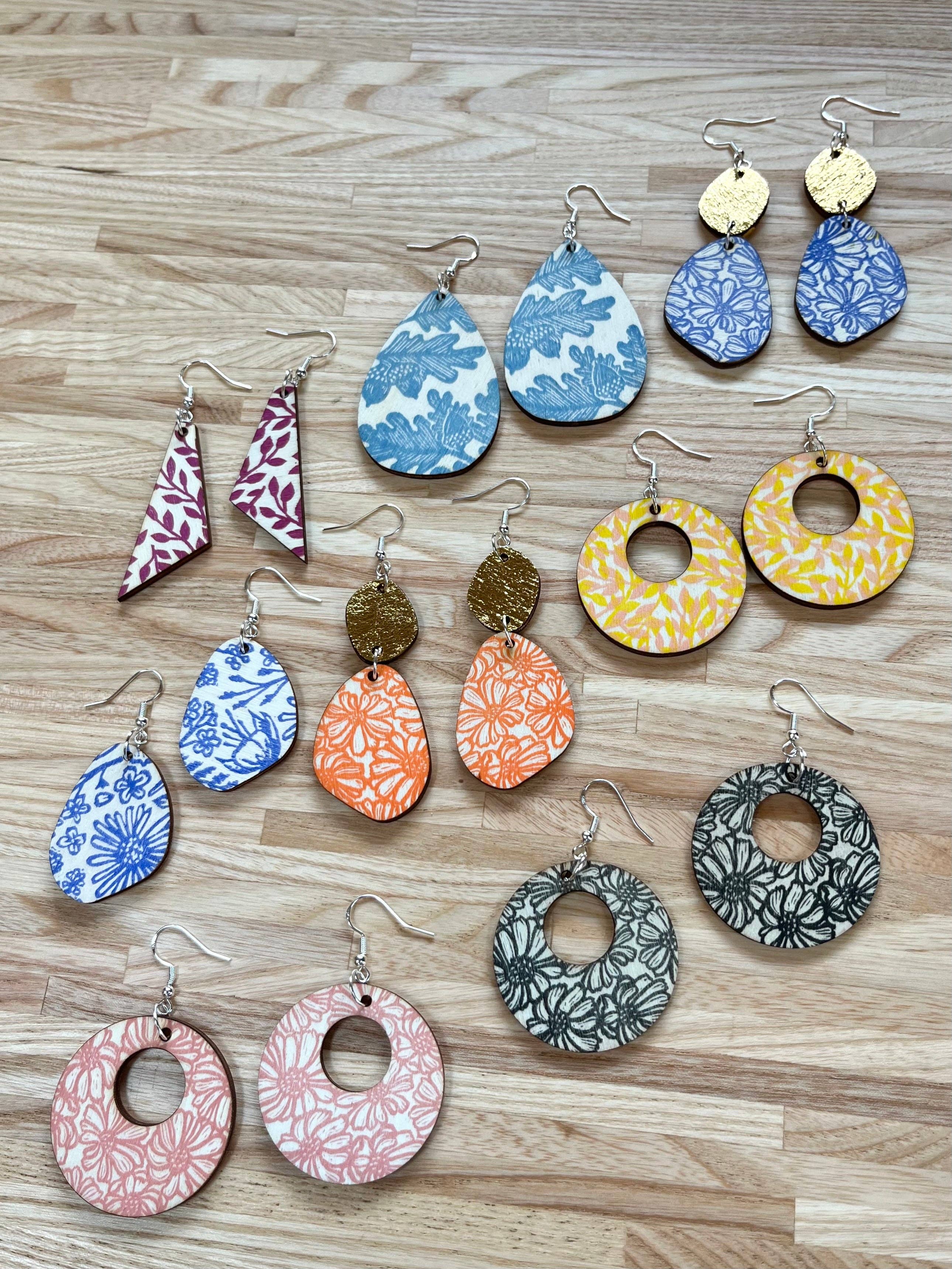Beth Lewis Art – wholesale Dangle earrings – New Colourful Wooden Earrings10