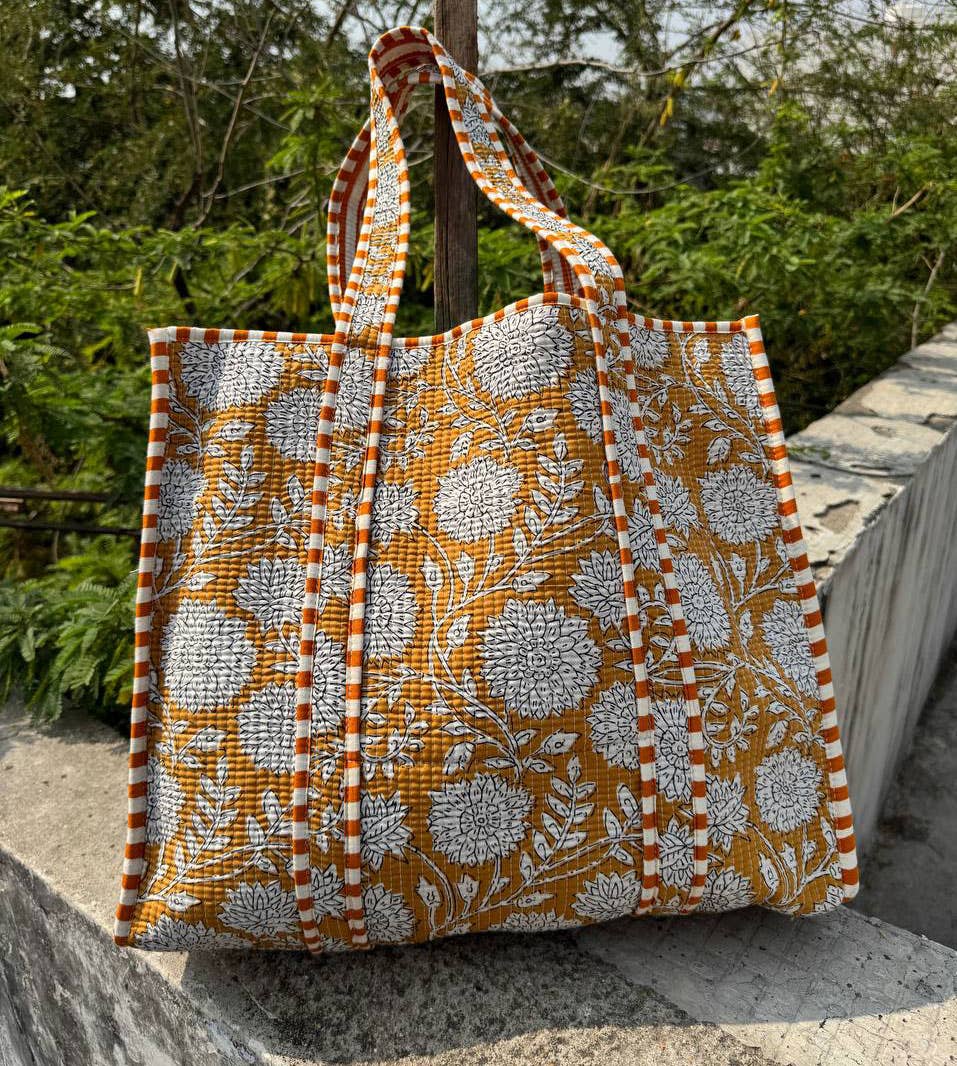 GYPSY STUDIO - Vendita all'ingrosso Tracolla - Donna - Borsa a Spalla in Cotone Indiano Trapuntata con Stampa Floreale Borsa da Mercato