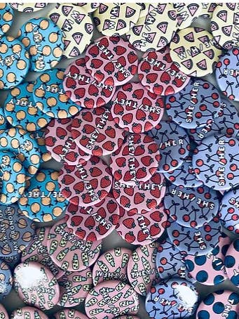 Épingles de pronom pour la vente par Strawberry Disco