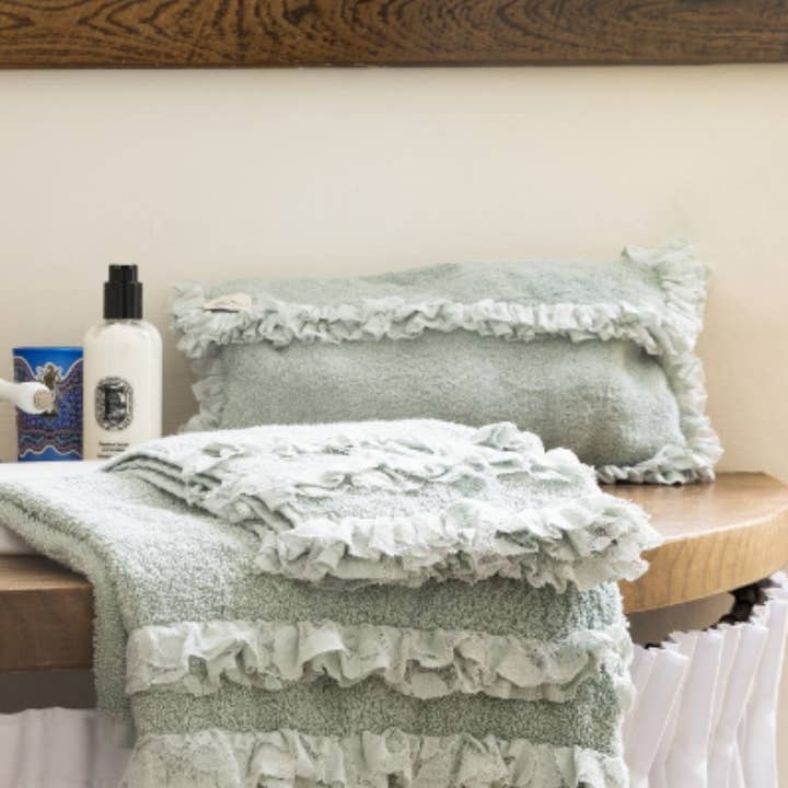 Chez Moi - Wholesale Makeup/Cosmetic Bag - Chic Sponge Pouch1