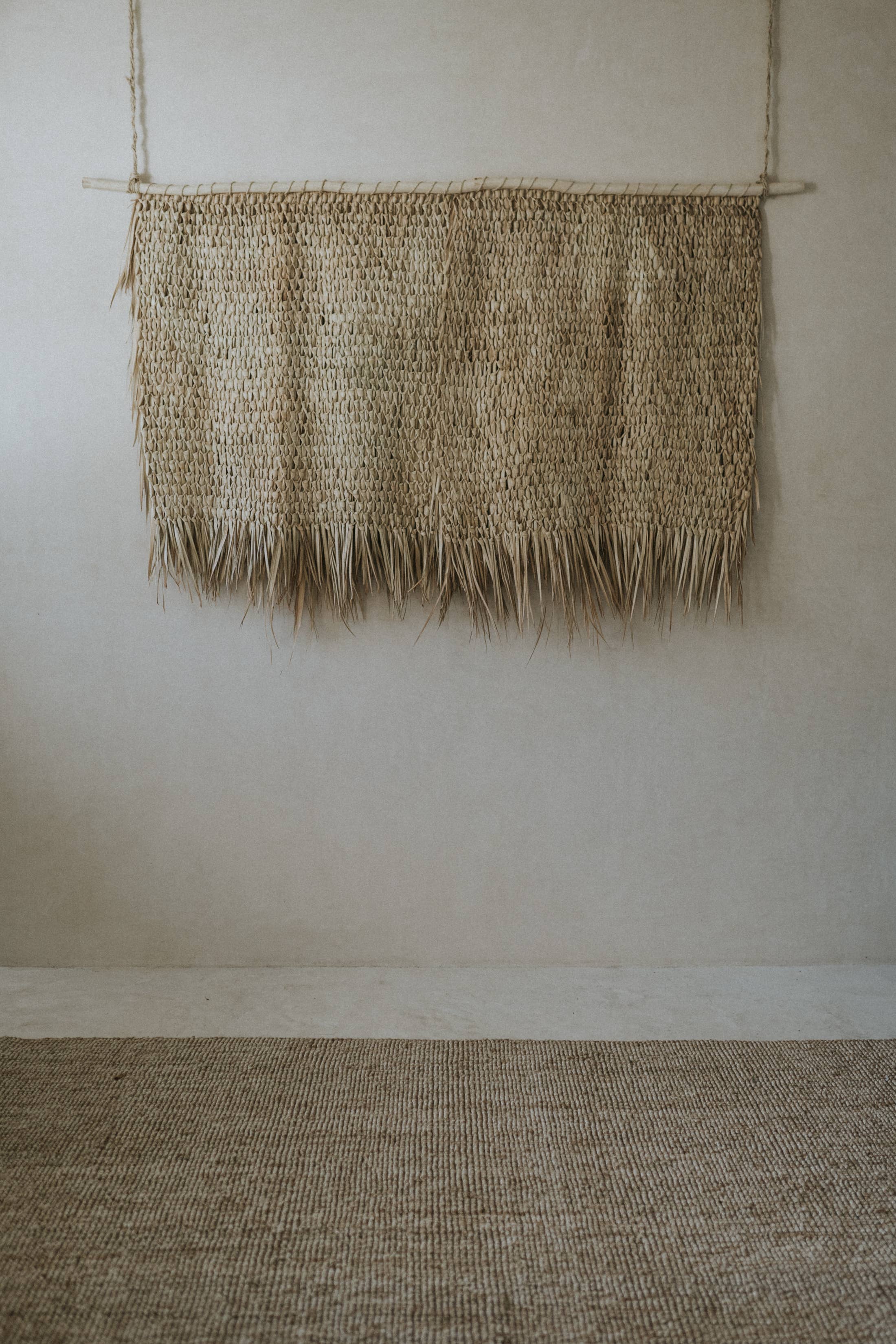 P A L O S A N T O - Wholesale Tapestry/Textile - AZAMIK HANDWOVEN WALL HANGING
HANDWOVEN WALL HANGING
