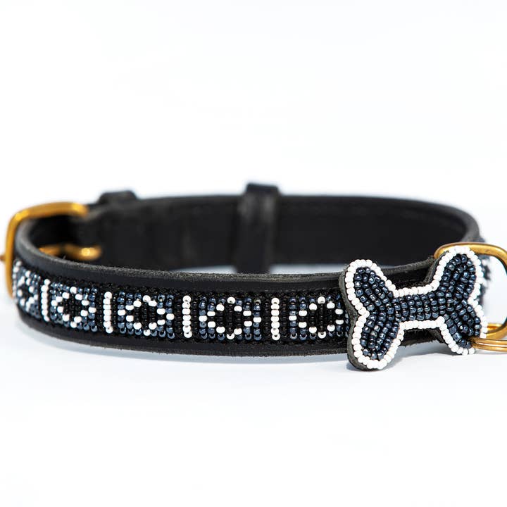 Collier pour chien Skinny Rafiki noir pour la vente par Kampuni