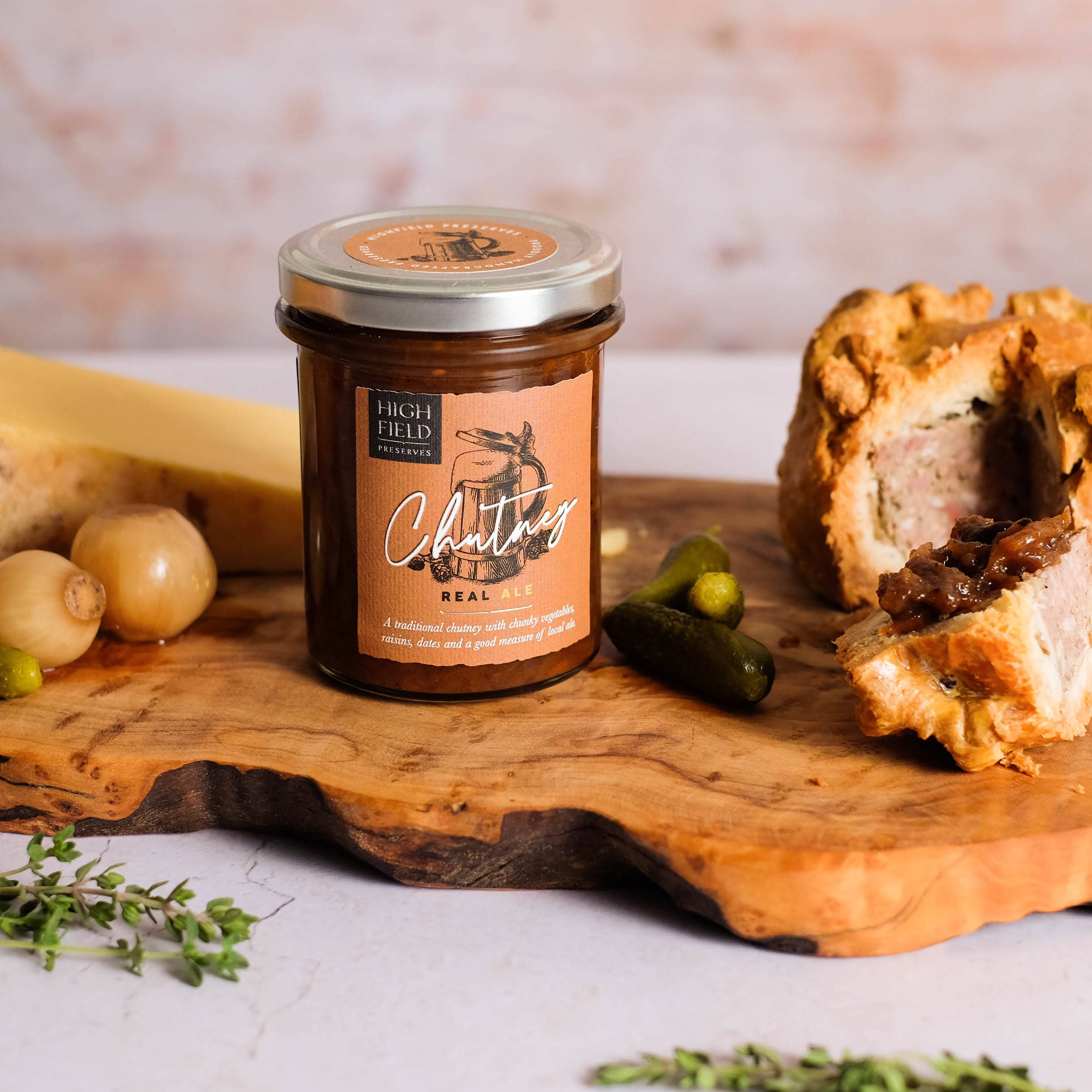 Highfield Preserves - Vente Chutneys - Chutney de véritable bière artisanale 210 g2