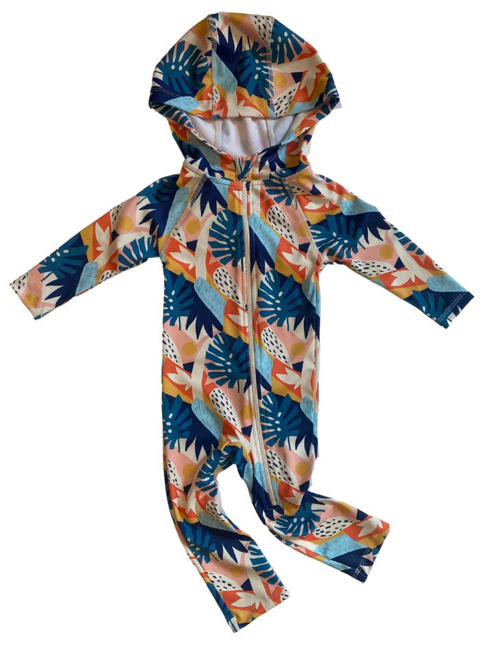 Combinaison de soleil Modern Safari pour la vente par Lake Label