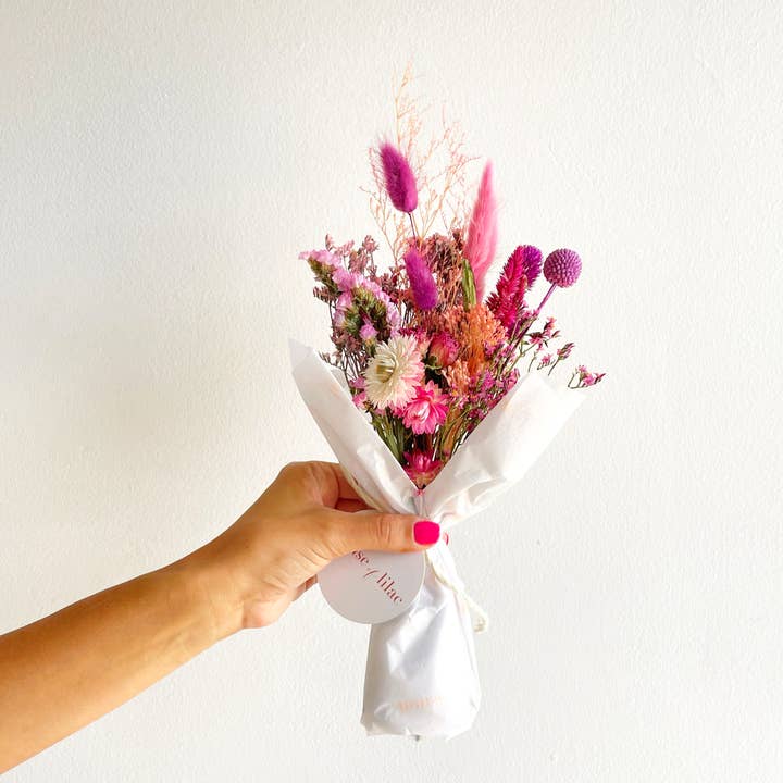 House of Lilac - Wholesale Dried/Pressed Flowers - Chic Dried Flower Mini Bouquet
