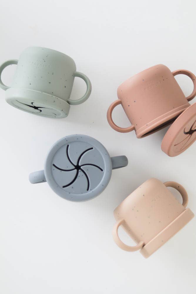 The Saturday Baby - Vente Boîte à goûter - Enfant et bébé - Gobelet à snack en silicone The Saturday Baby25