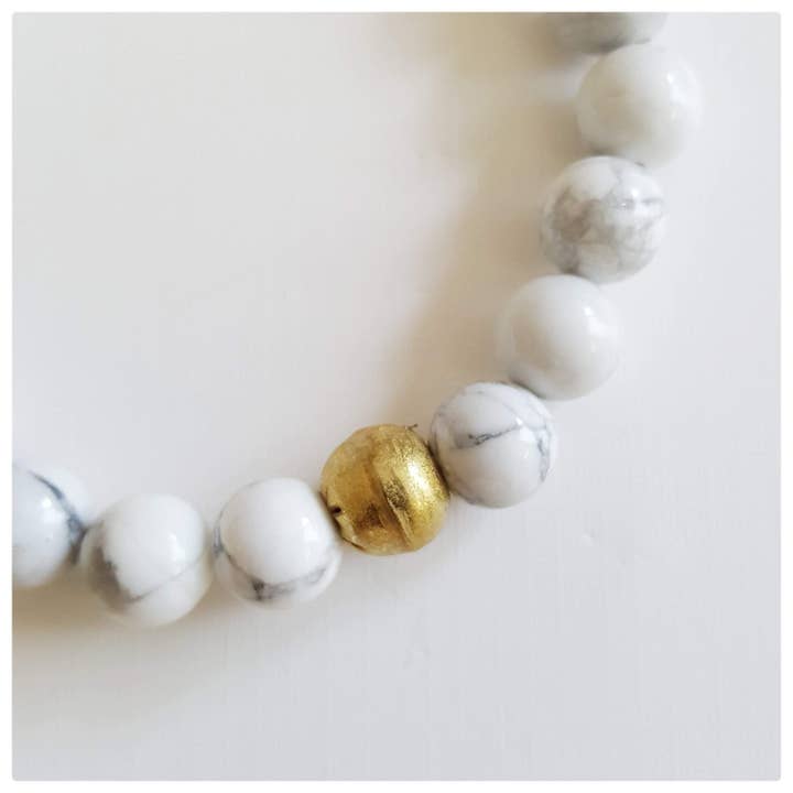 Alora Boutique Inc. - Wholesale Beaded Bracelet - Howlite Gemstone Bracelet | Clarity, Forgiveness and Relaxation | Beaded Stretch Bracelet