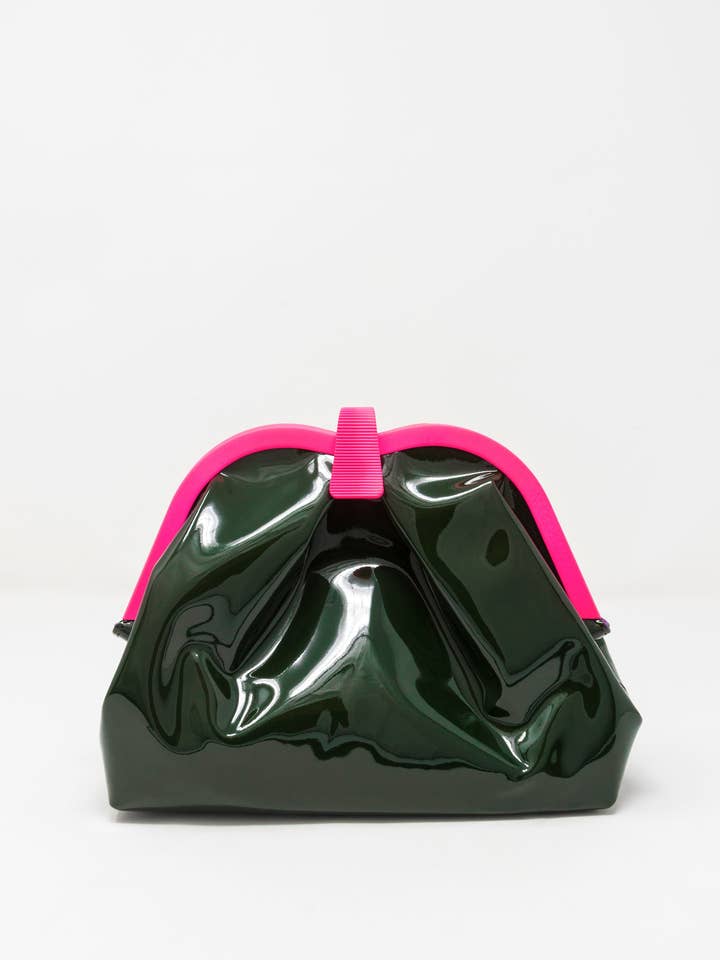 PATENT LEATHER HANDBAG for wholesale by Nubes de Mazapan