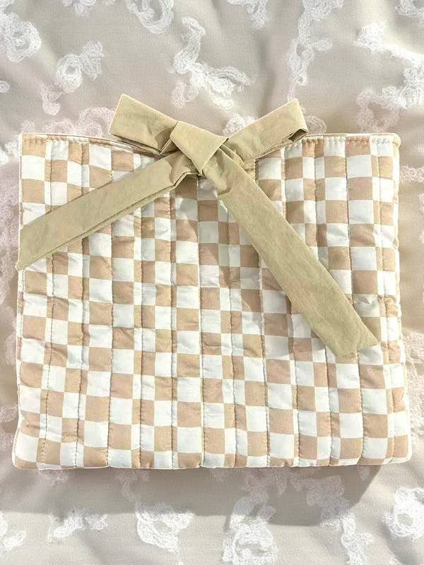 Delilah Tan Check Bibelhülle für den Großhandel von Nash Grey