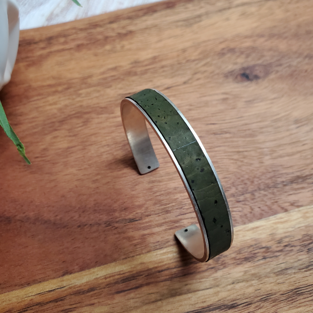 Gem Lounge Jewelry – Großhandel Manschettenarmband – Kork Silber Skinny Cuff Armband0