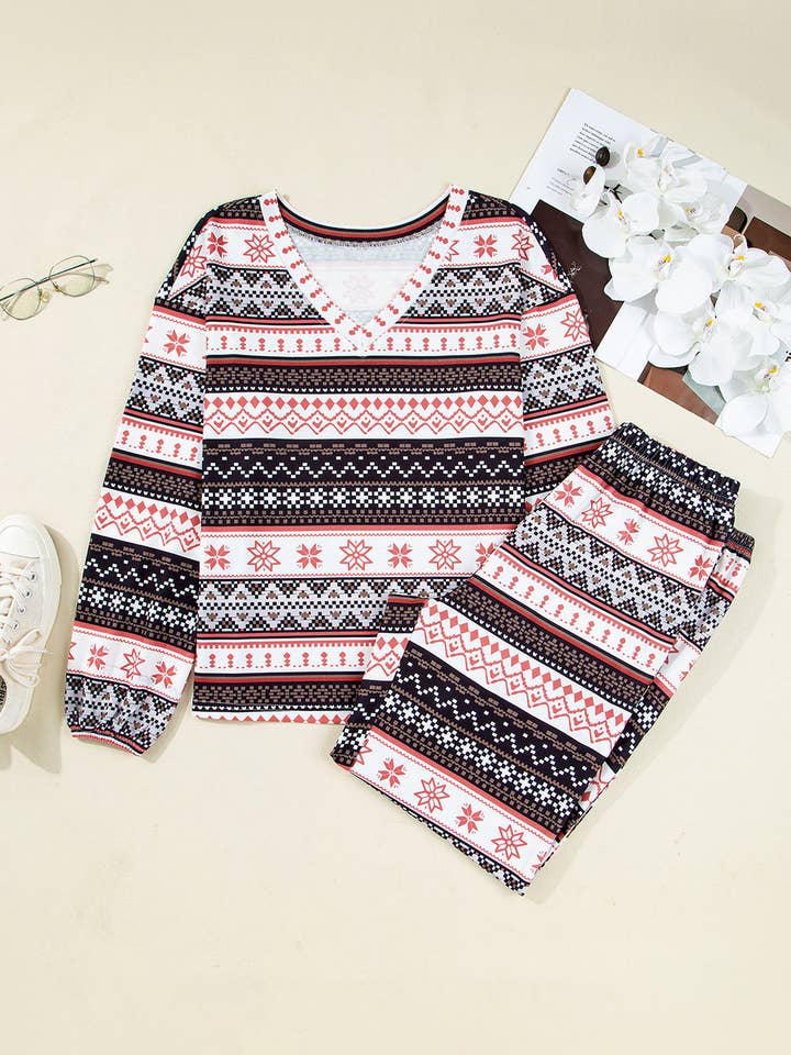 Ensemble de détente 2 pièces avec pull ample à motif rétro noir de Noël et pantalon. pour la vente par Sweet Lover Fashion