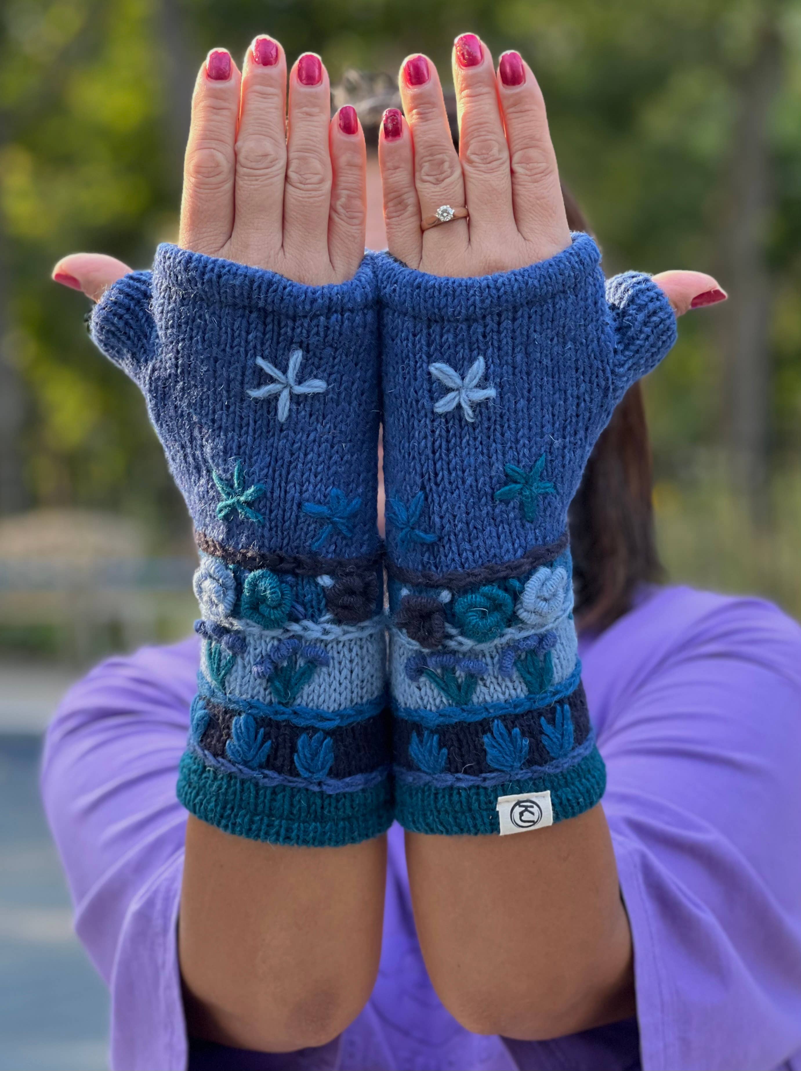 Lungta Imports – Engroshandel Handsker - Dame – Fingerløse, håndstrikkede uldhandsker med fleecefor - håndvarmer10