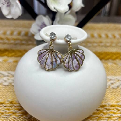 Speckled shells 26 for wholesale by WEARABLES BY B LLC