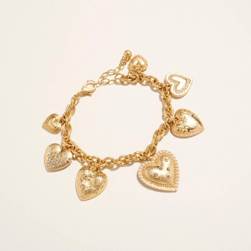 Designature New York - Wholesale Bedelarmbandje - Armband met ketting en hanger met meerdere harten en sluiting1