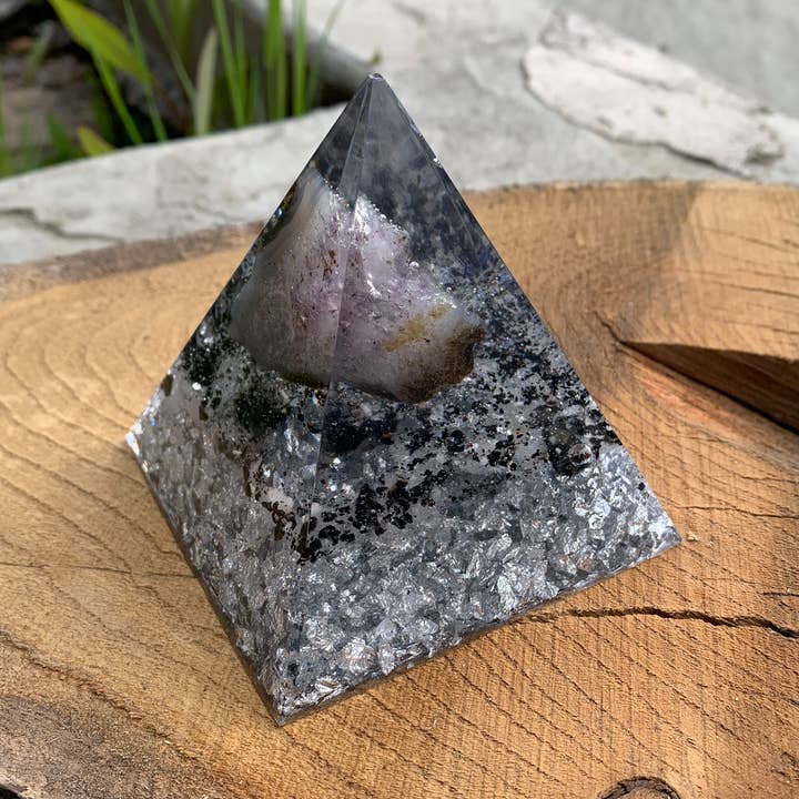 Orgonics by Driftwood Works Inc - Wholesale Spiritual Stone/Crystal - AMETHYST-Healing Orgonite Pyramid - Amethyst0