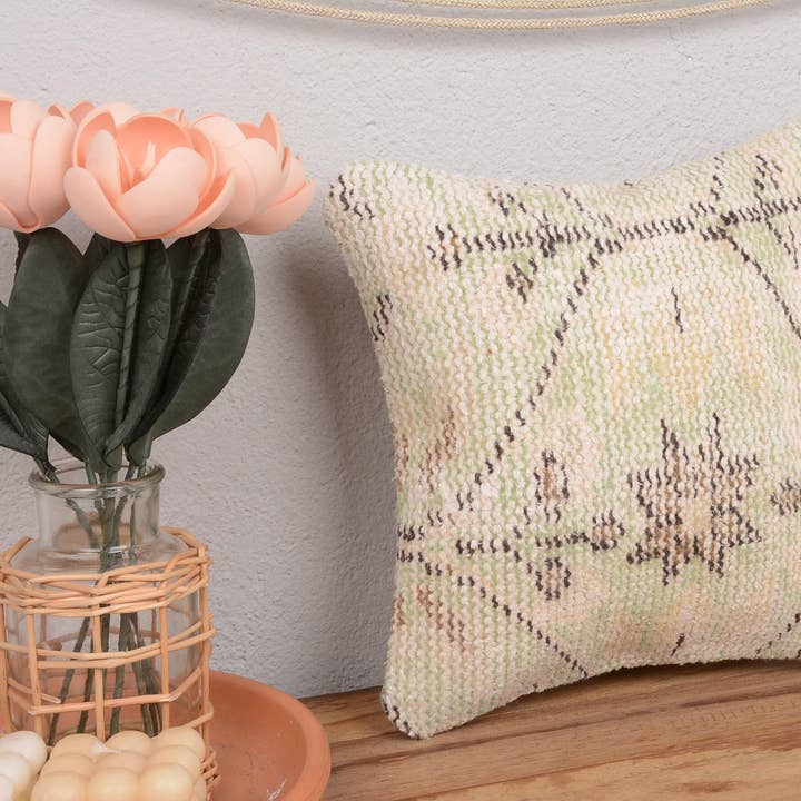 Antikke og vintage håndknyttede pyntepuder for engroshandel hos Kilim Pillow Decors