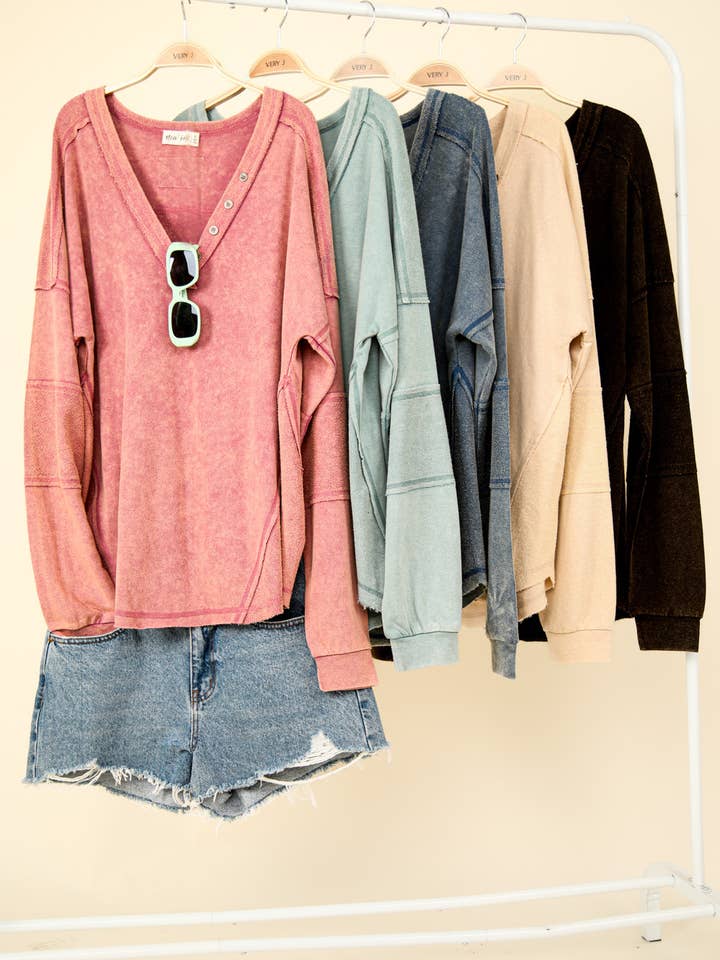 VERY J - Wholesale Knit Top - Women's - NT11802-Washed Knit V-Neck Oversized Top