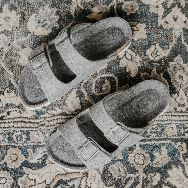 Nachhaltige Sandale - Night für den Großhandel von LAÜD Recycled