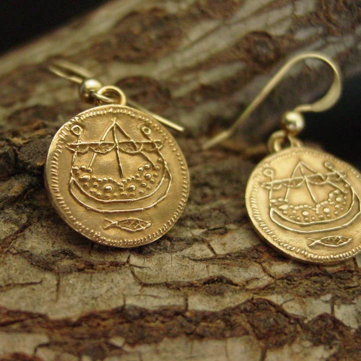 Vis a Vis Jewelry - Wholesale Hangende/ronde oorbellen - Kleine Viking Drakkar munt-oorbellen