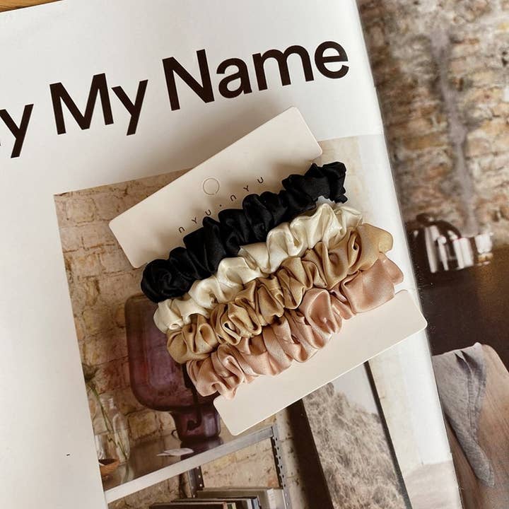 ACCITY - Wholesale Scrunchie - Women's - TEMPERAMENTAL SIMPLE ELASTIC HAIR SCRUNCHIES_CWAHA1721