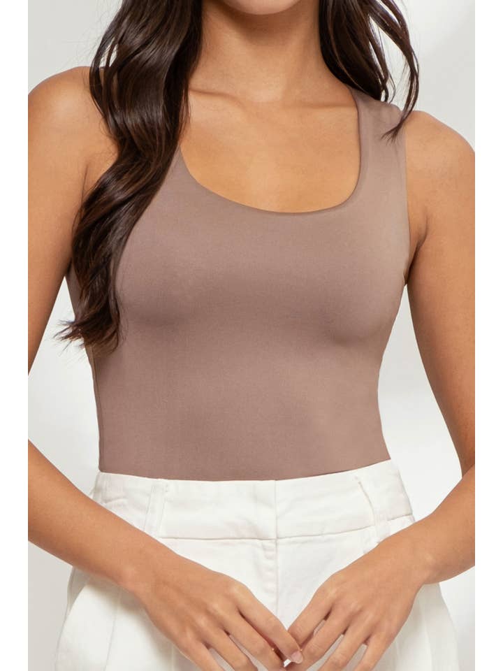 The Workshop Studio - Wholesale Knit Top - Women's - REVERSIBLE SCOOP NECK SLEEVELESS KNIT TANK TOP9