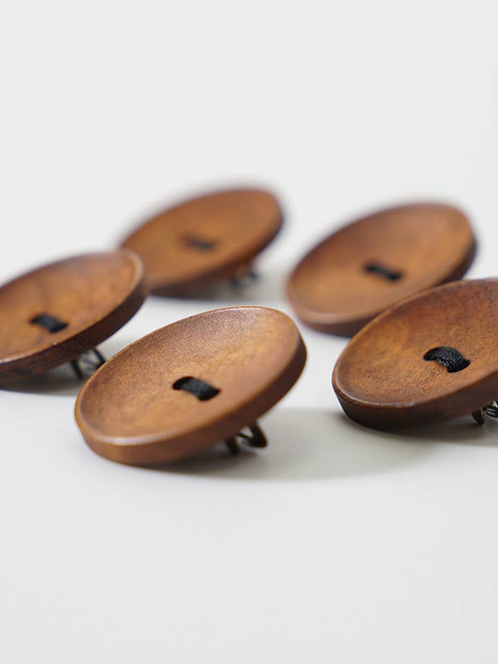 ",,,.Spilla con Bottone in Legno Fatto a Mano 1,5" per la vendita all'ingrosso da parte di 42POPS