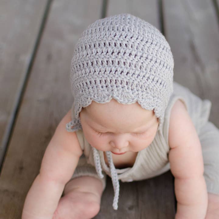 Bonnet pour petite fille, bonnet pour bébé en crochet, chapeau en crochet, nouveau-né pour la vente par Meadoria