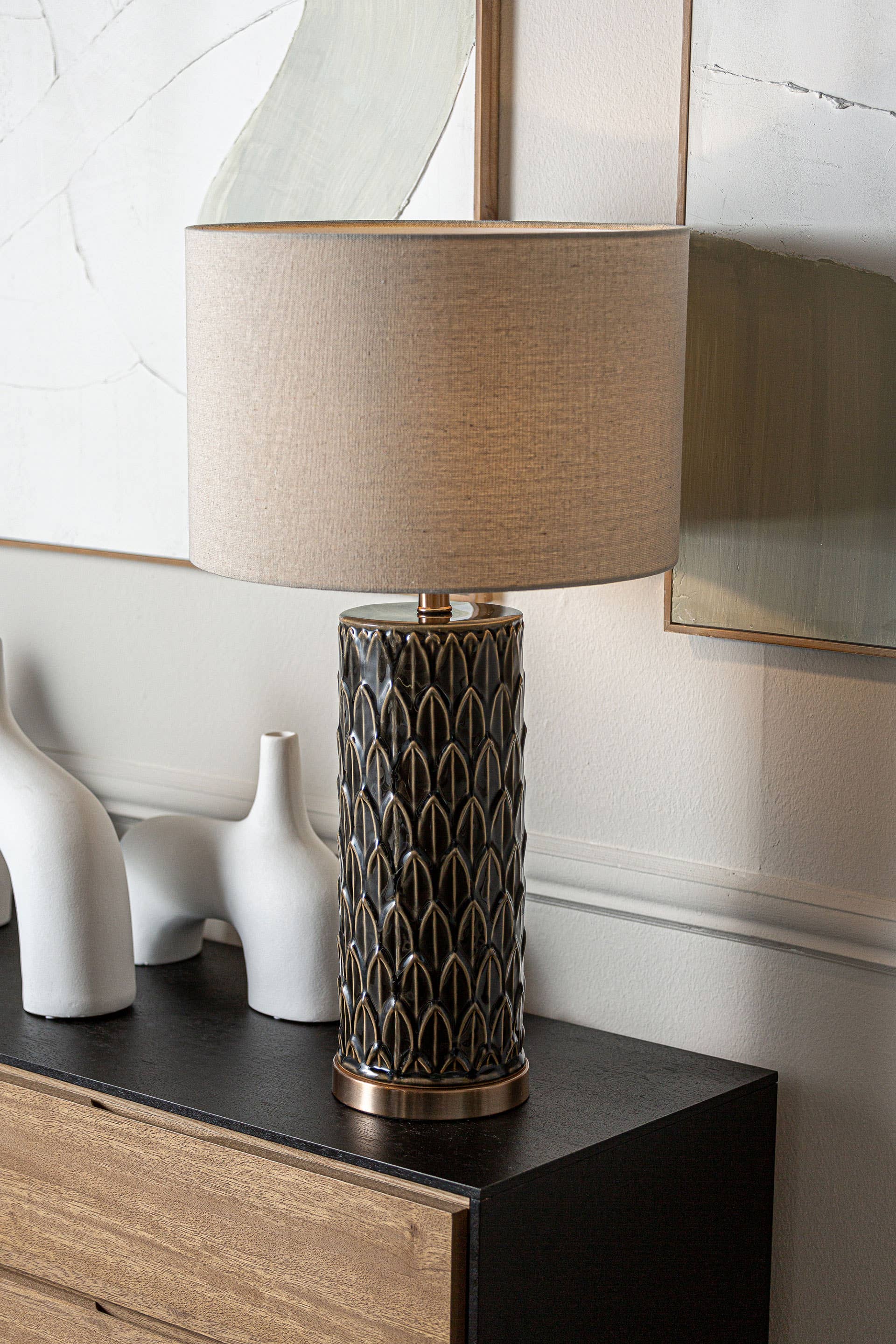 Kodu - Wholesale Accent/Desk Lamp - Ceramic table lamp in green, 38x38x653