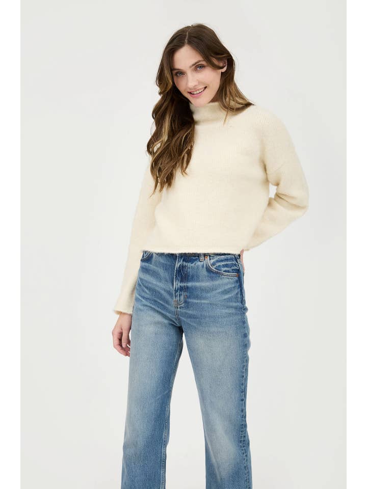 Blu Pepper - Wholesale Knit Sweater - Women's - TURTLENECK LONG SLEEVE KNIT SWEATER