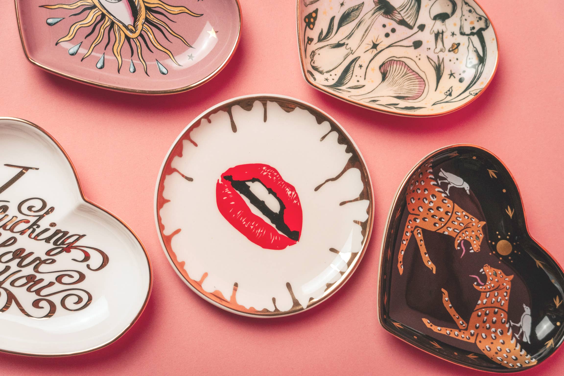 Spitfire Girl - Vente Bocal décoratif - Plat à bijoux rond en céramique Bitch1