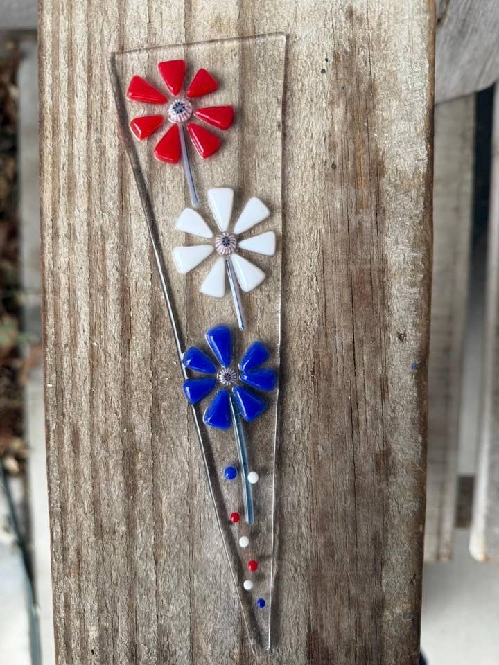 Glass Garden Stake (Red/White/Blue Flowers) for wholesale by Glassworks Idaho