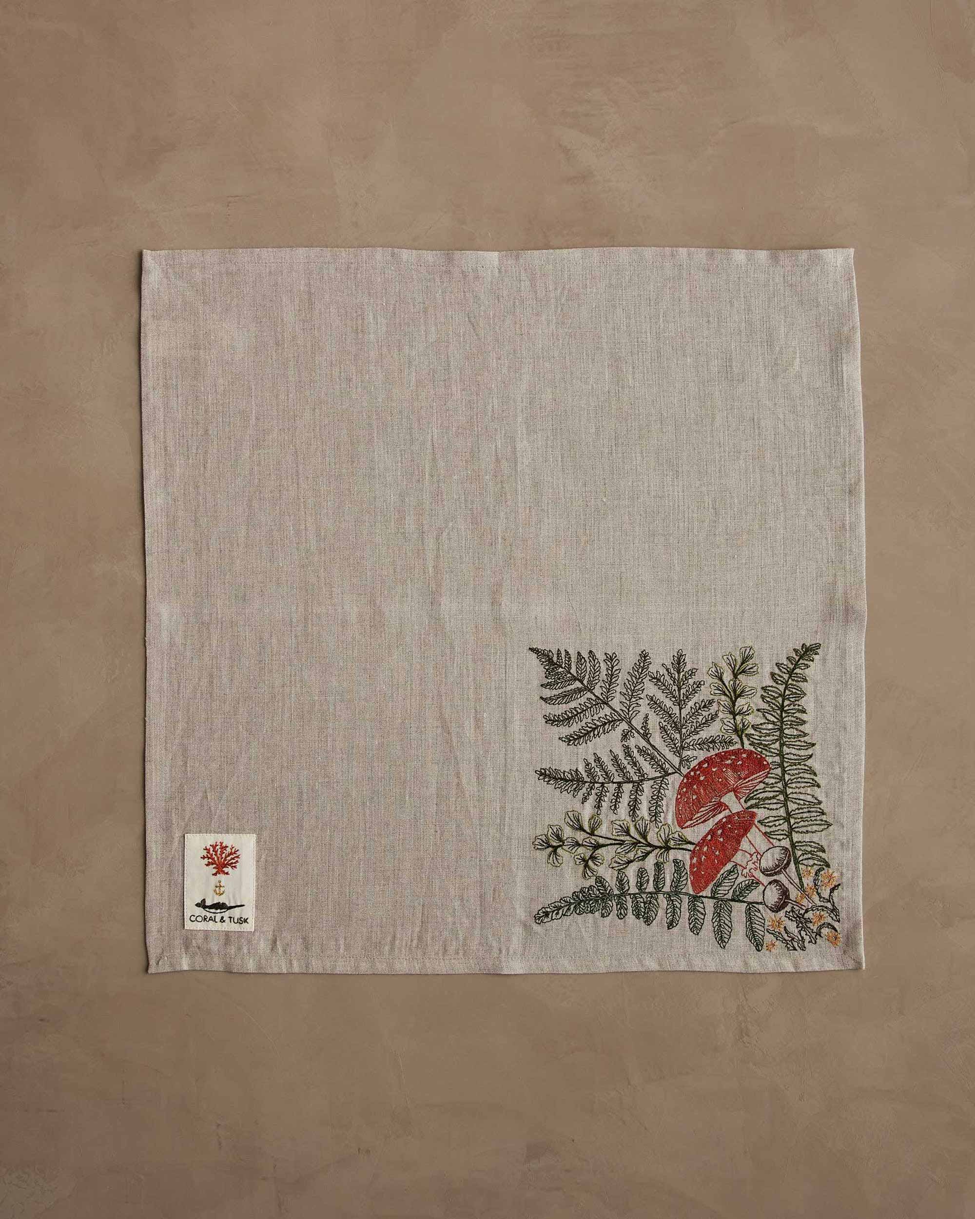 Coral & Tusk – wholesale Dinner & cloth napkin – Mushrooms and Ferns Bouquet Dinner Napkin1