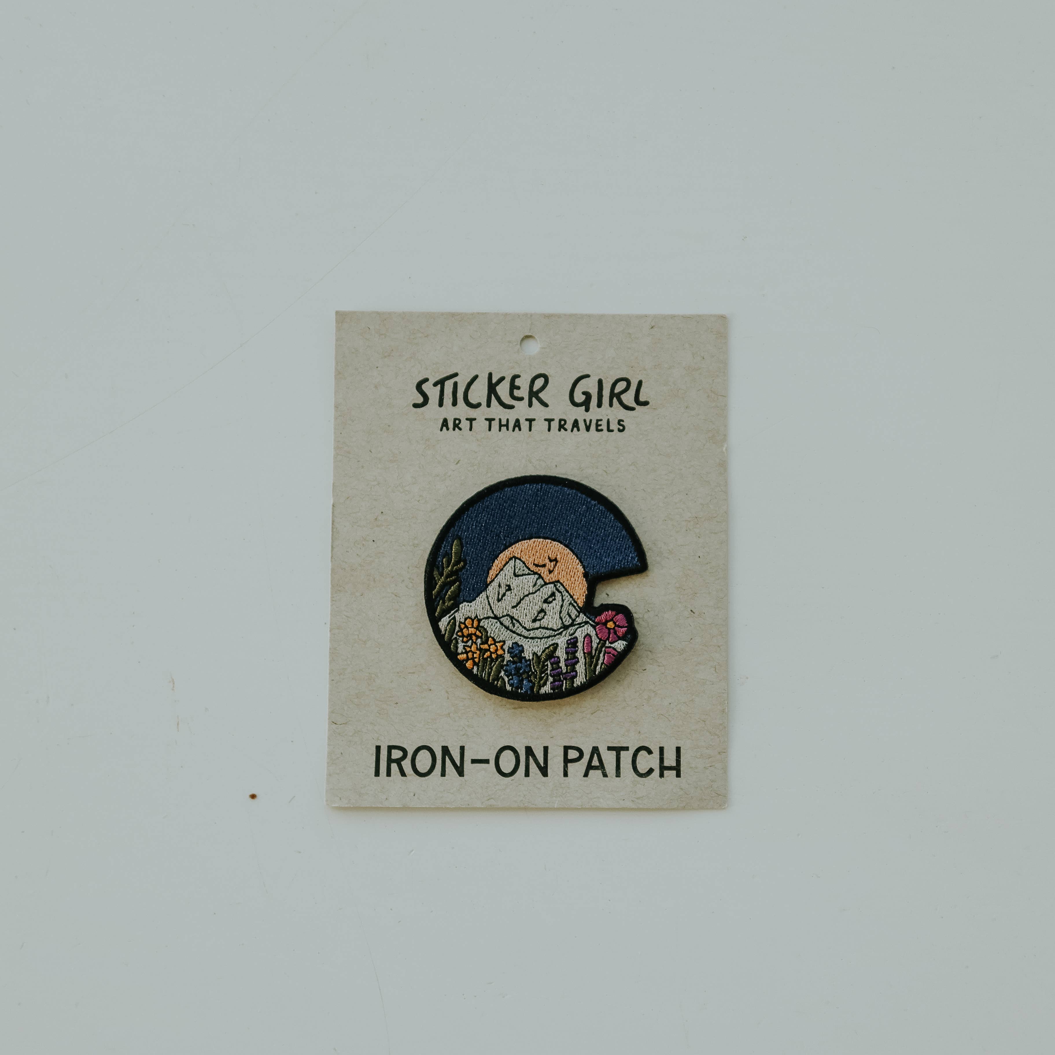 Sticker Girl - Wholesale Patch - Colorado Floral Sign Embroidered Iron On Patch1