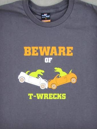 Beware of T-Wrecks - Camiseta para hombre para venta al por mayor de 24-7 Daddyhood
