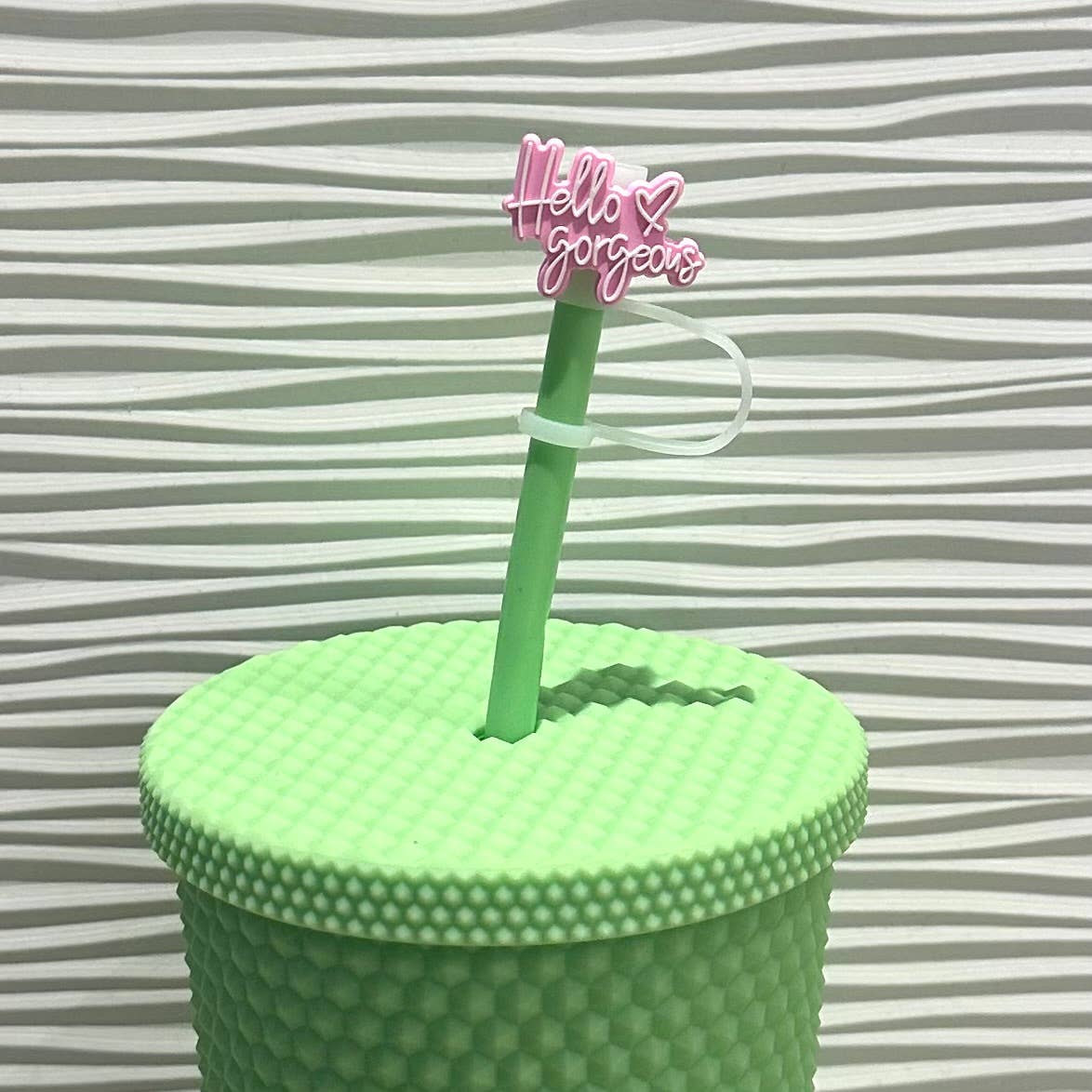 iconic mi - Wholesale Drink Topper - Straw Cover Hello Gorgeous Light Pink 7mm1