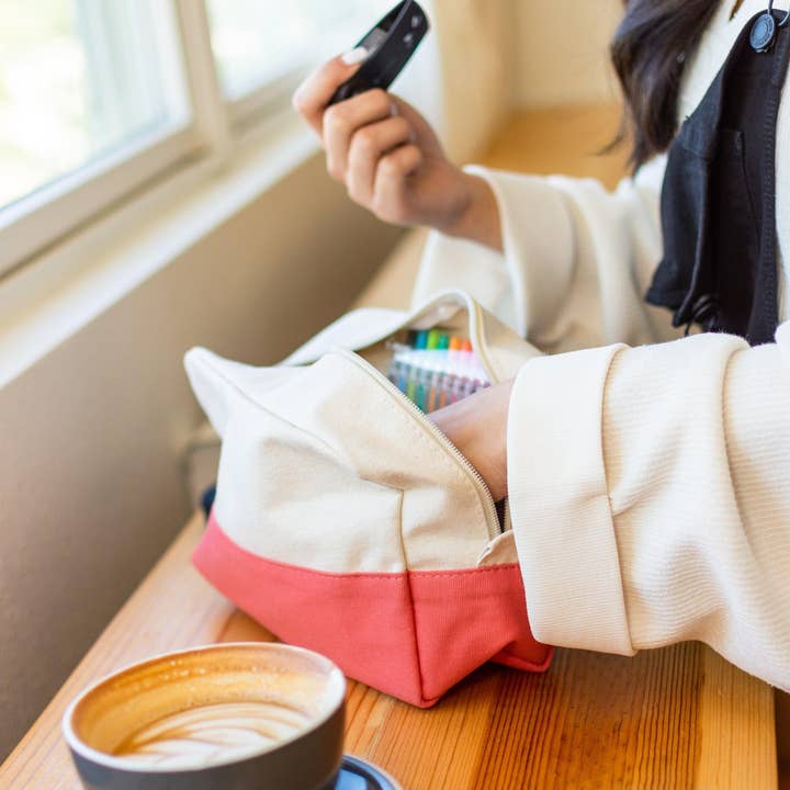 Trousse de voyage pour la vente par Rhombus Canvas LLC