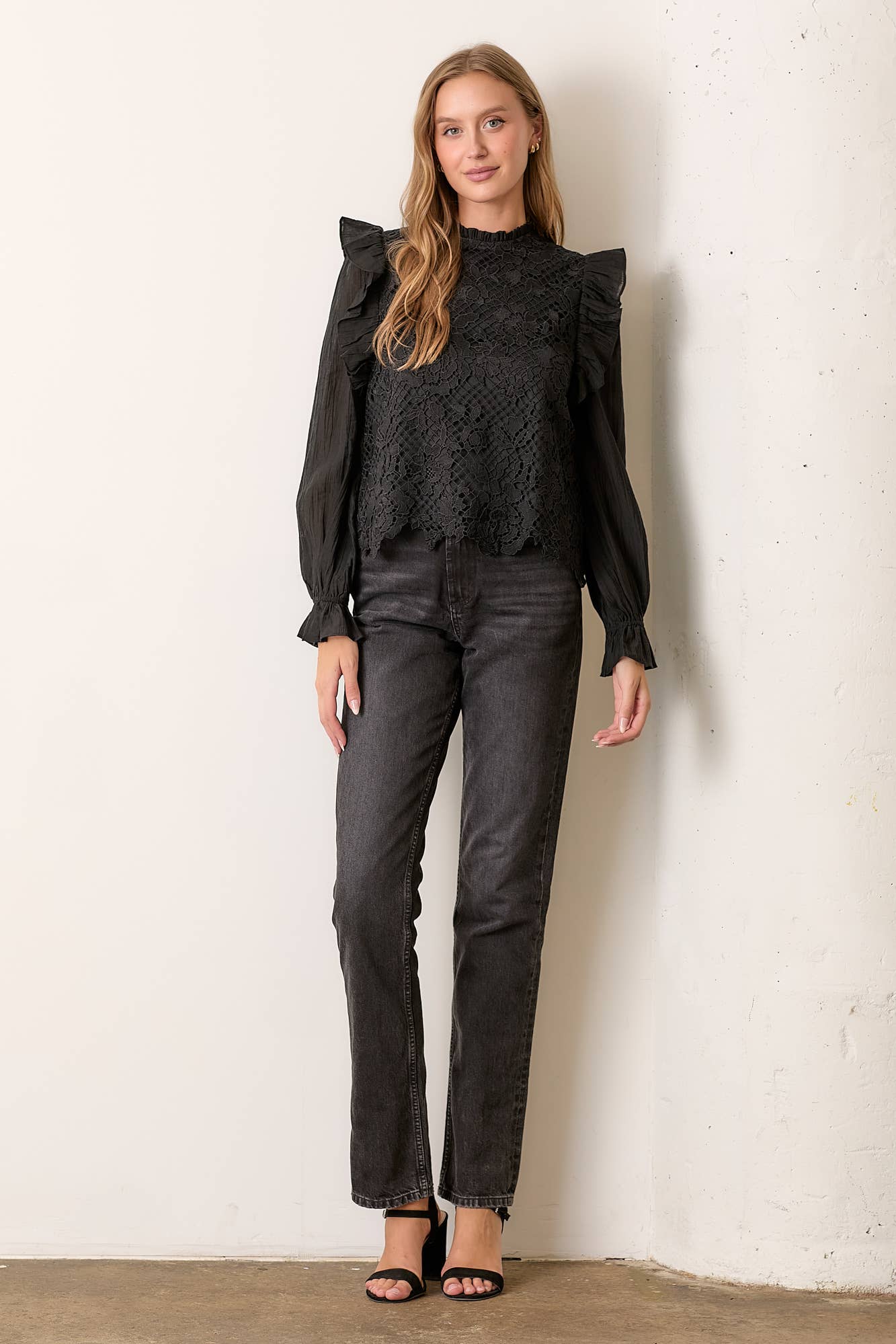 Polagram by Wellmade USA – wholesale Blouse – Women’s – TEXTURED LONG SLEEVE TOP W SHOULDER RUFFLE4