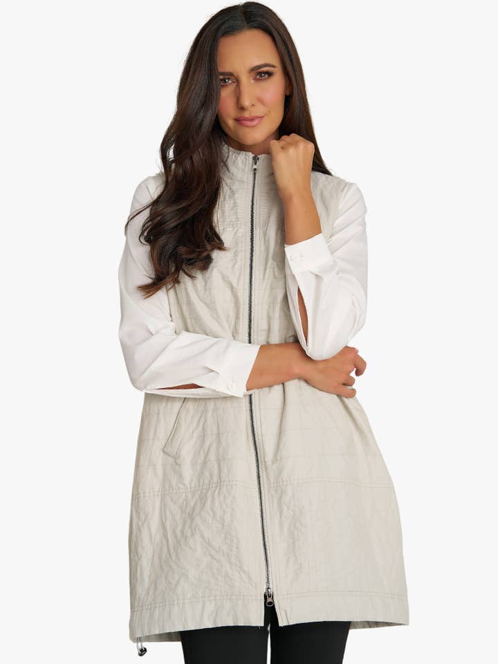 Stella Carakasi - Wholesale Outerwear Vest - Women's - Women's Zip-Front On The Go Vest6