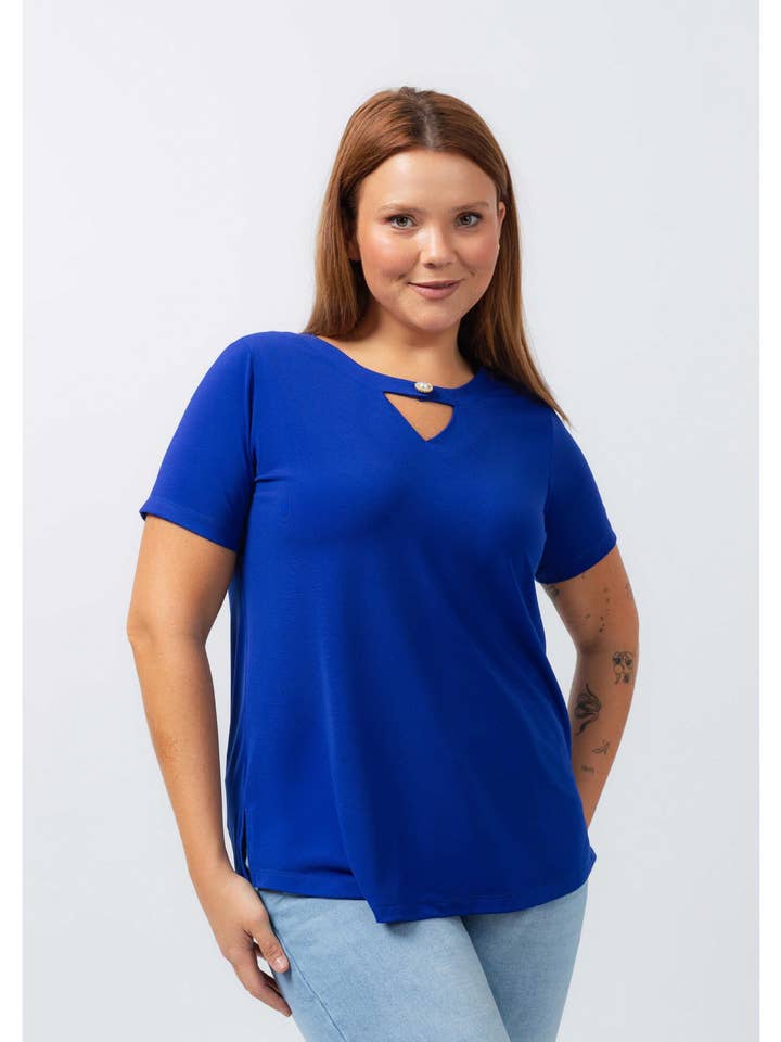 251099 - Túnica em malha lisa Coleção Primavera Verão Tamanhos Grandes por atacado de Teresa Cardoso Oliveira