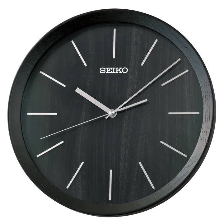 Horloge murale Beau 12", bois strié noir, cadran noir pour la vente par Seiko Clocks USA