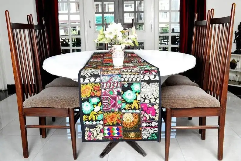 GYPSY STUDIO – wholesale Table runner – Sari Patchwork Table Runner Hanging Tapestry Indian Vintage 1