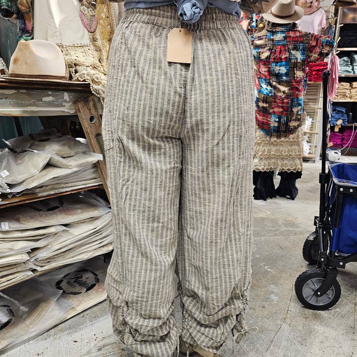 A Rare Bird Shop - Wholesale Pants - Women's - Stripe Peek a boo Pant3
