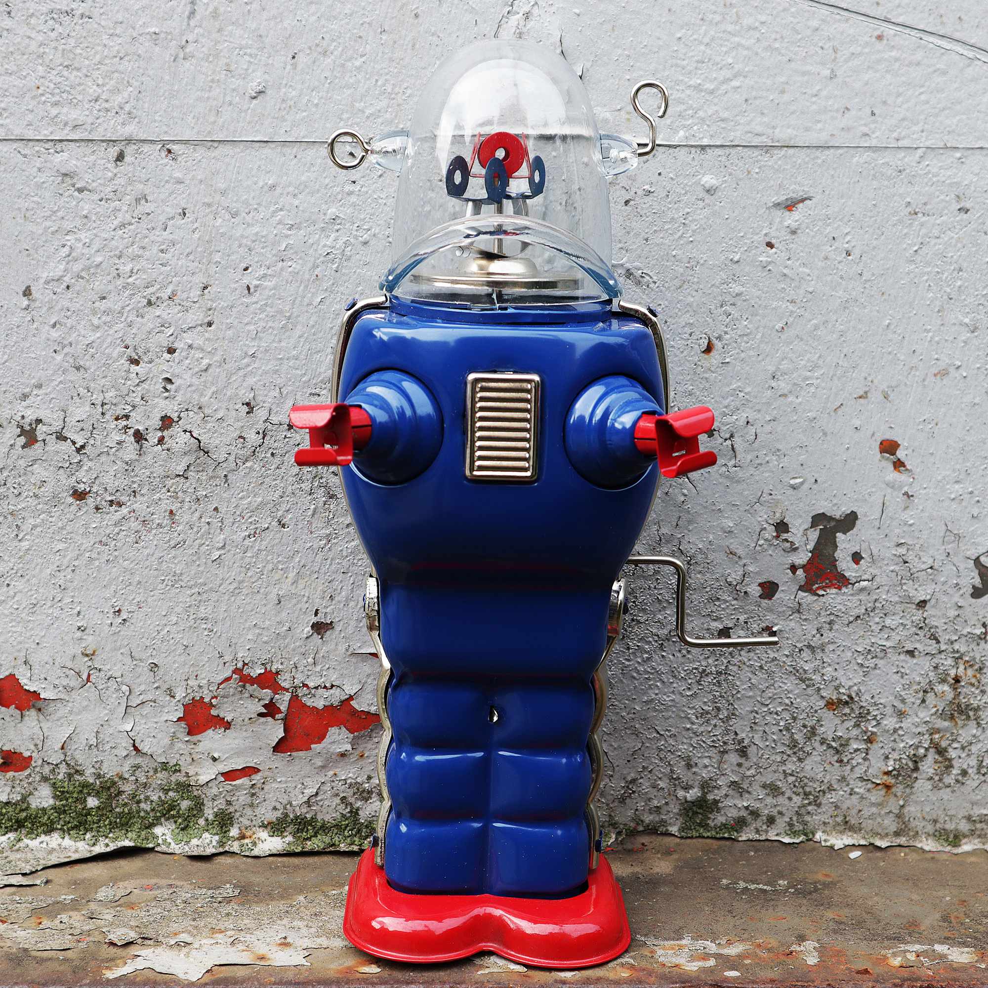 Tribal Trade GmbH - Wholesale Decorative Figurine - Robot Robot Space Trooper blue tin robot9