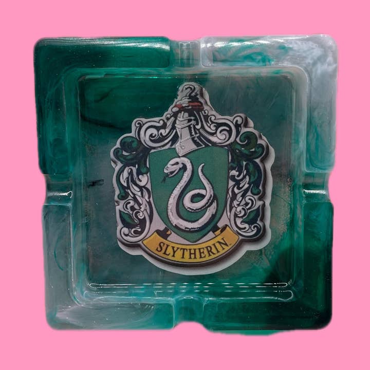 Cendrier Slytherin pour la vente par Pinkley.lu